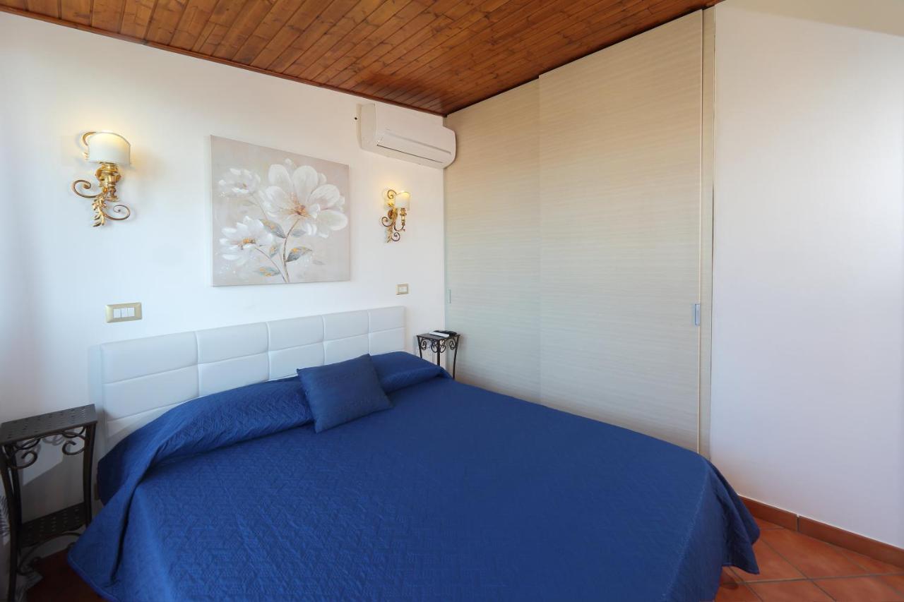 Casa La Boheme Apartment Taormina Ngoại thất bức ảnh