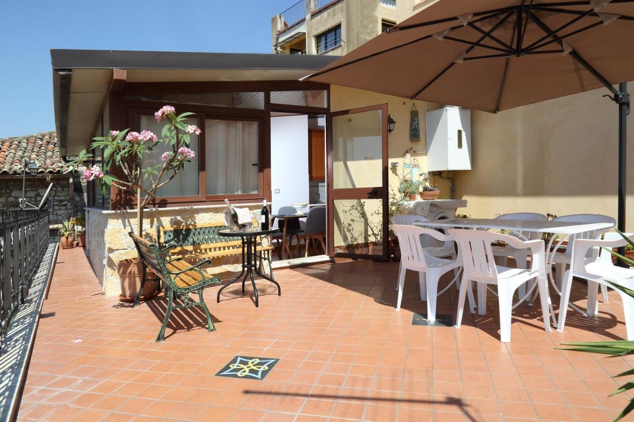 Casa La Boheme Apartment Taormina Ngoại thất bức ảnh